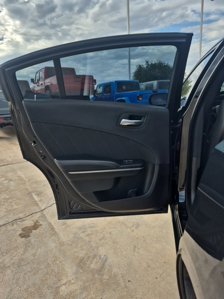 Certified 2018 Dodge Charger SXT Plus image 15