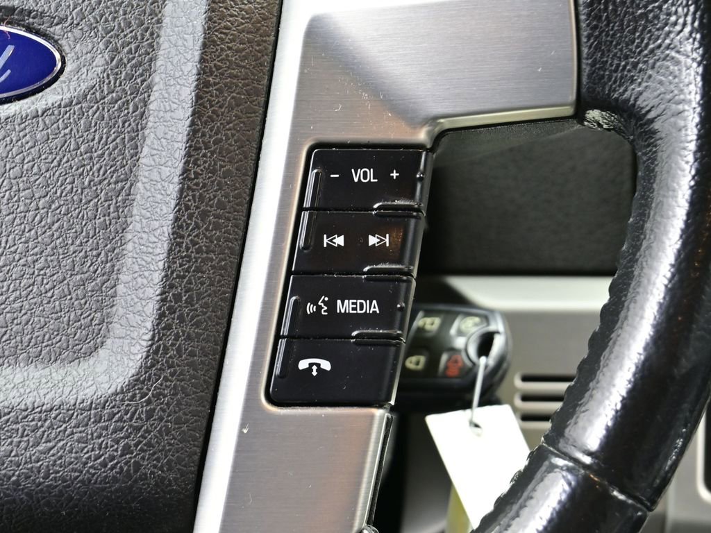 Used 2014 Ford F150 Platinum image 2