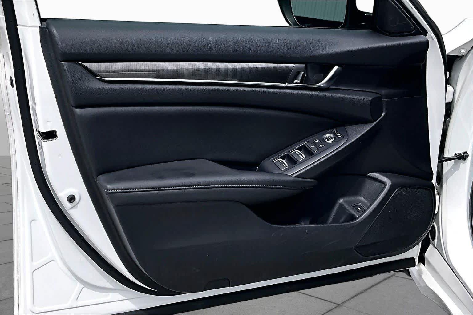 Used 2020 Honda Accord Sport image 22