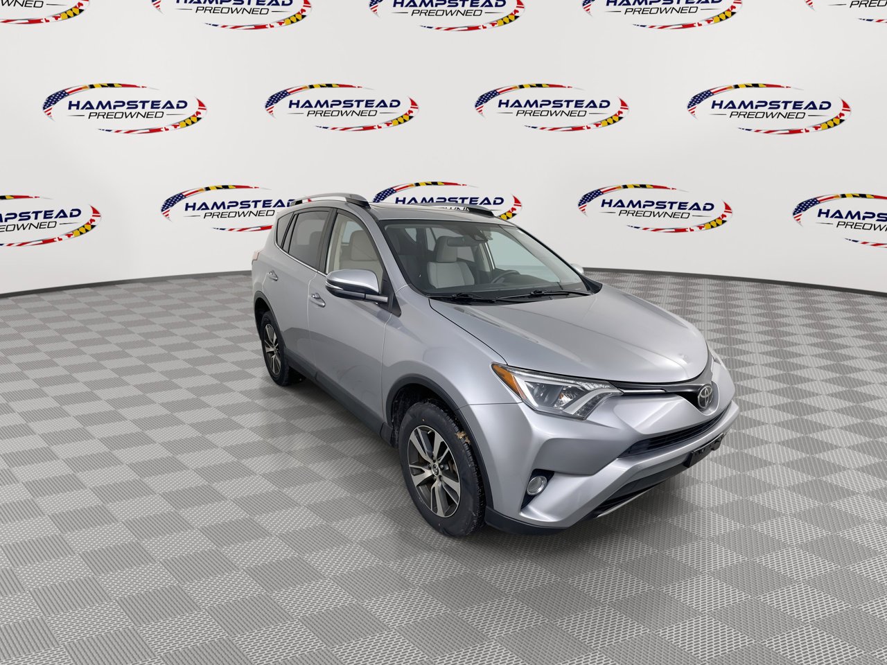 Used 2018 Toyota RAV4 XLE image 2