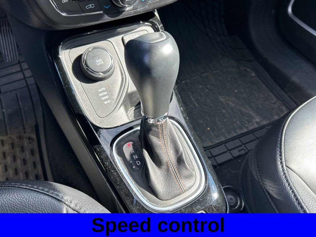 Used 2018 Jeep Compass Limited image 12