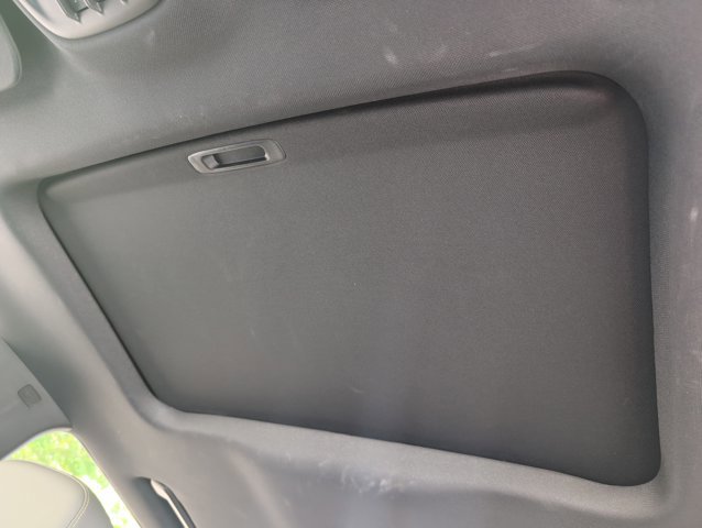 Used 2024 Chevrolet Colorado ZR2 w/ Technology Package AWD/4WD image 15