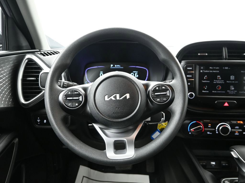 Certified 2025 Kia Soul LX w/ LX Technology Package image 29