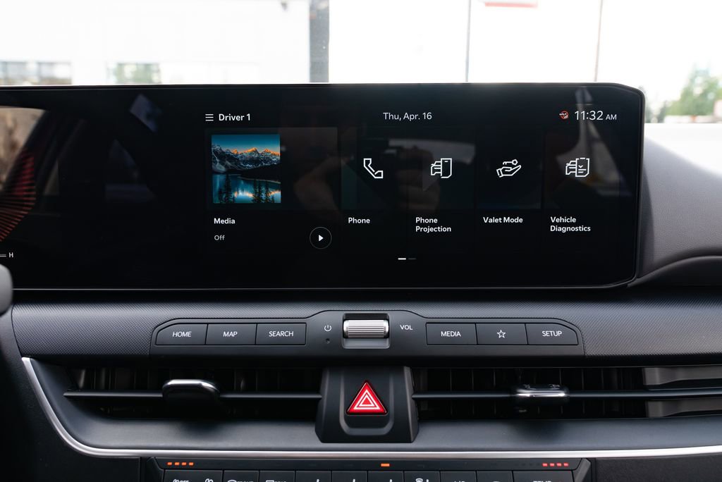 Used 2025 Kia K4 LXS image 13