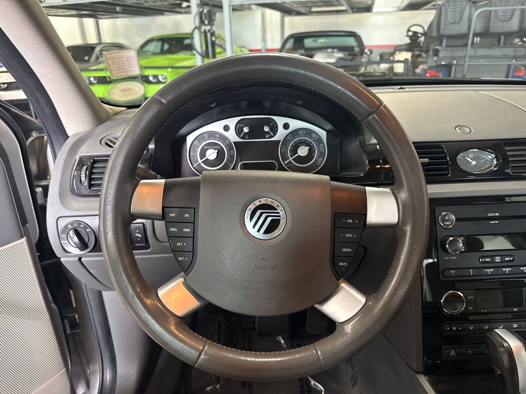 Used 2008 Mercury Sable AWD Sedan image 12