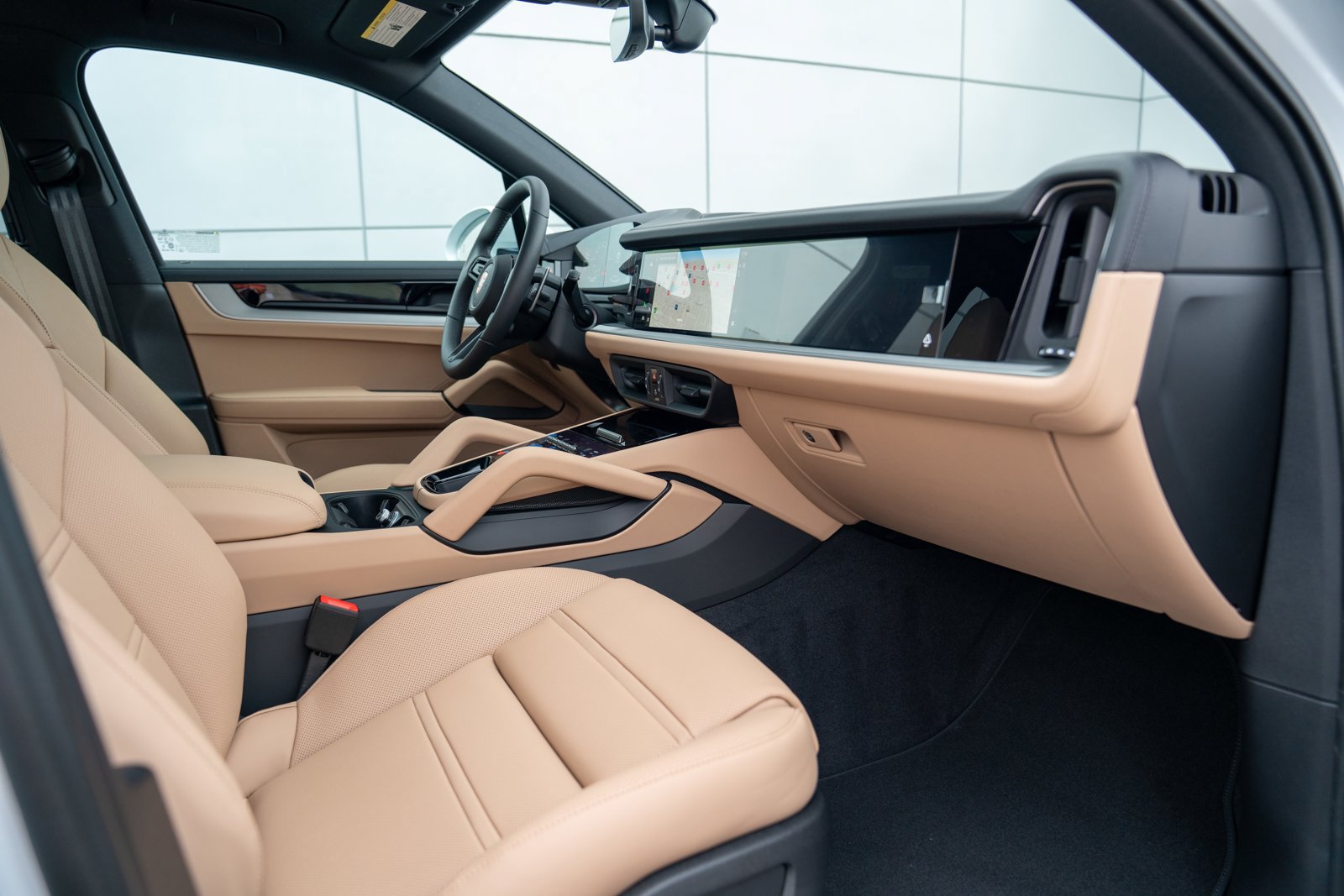 Certified 2026 Porsche Cayenne AWD/4WD image 25