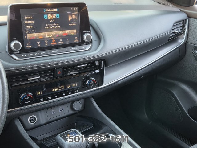 Used 2021 Nissan Rogue SV FWD image 24