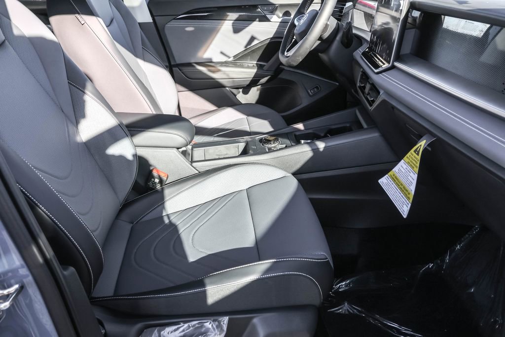 New 2026 Volkswagen Tiguan SE image 41