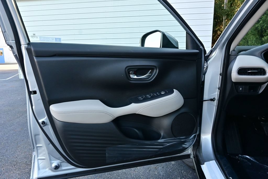 New 2027 Honda HR-V EX-L image 10