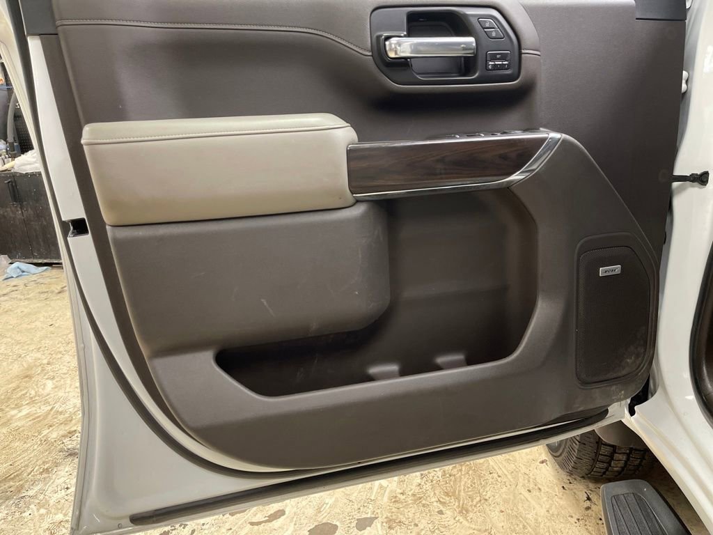 Used 2020 GMC Sierra 2500 SLT w/ SLT Premium Plus Package image 18