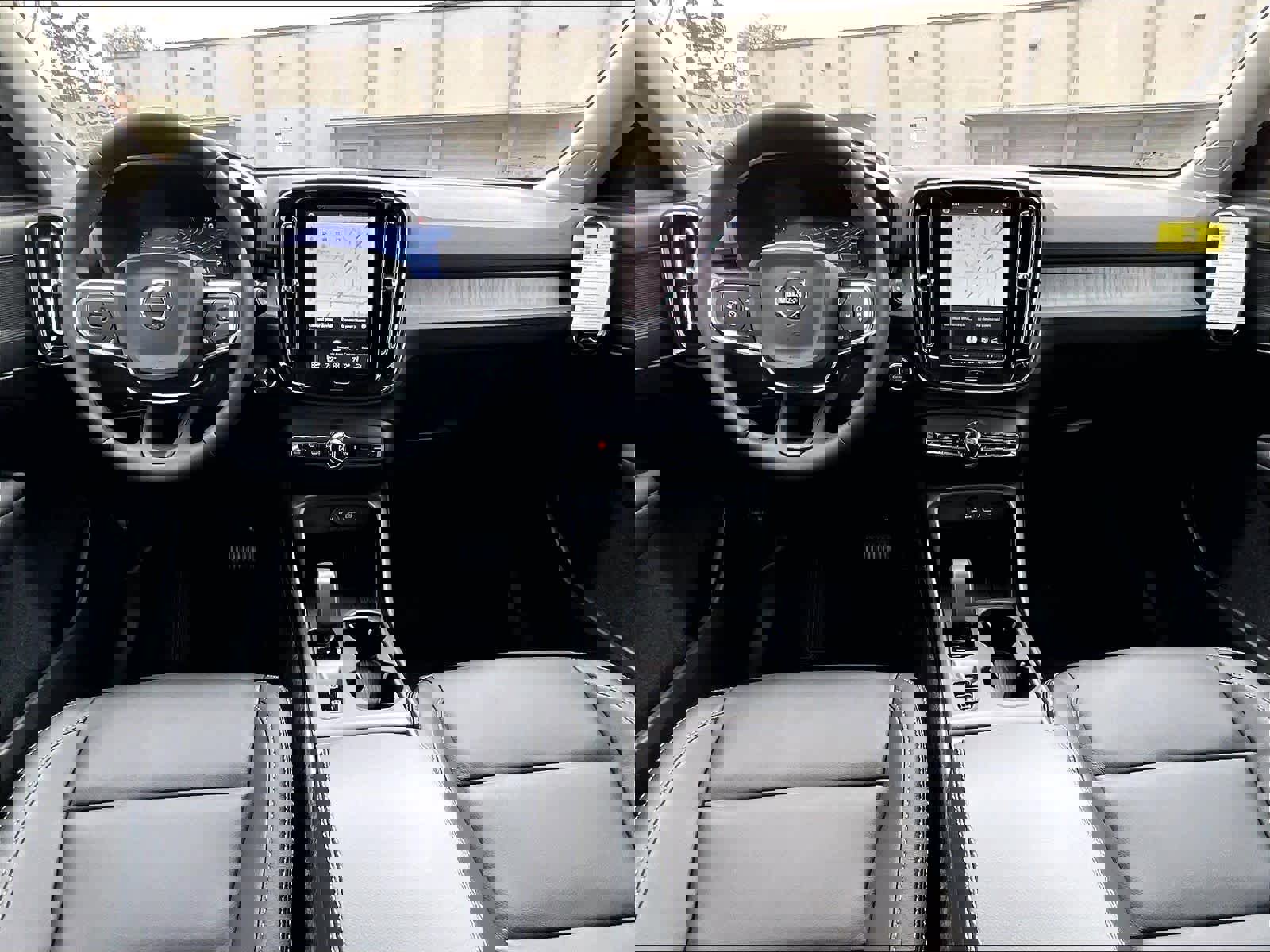 New 2026 Volvo XC40 B4 Core w/ Climate Package image 7