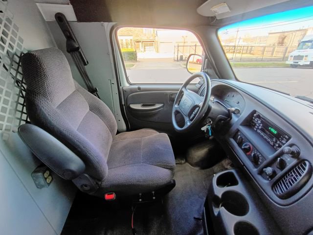 Used 2002 Dodge B3500 RWD image 37