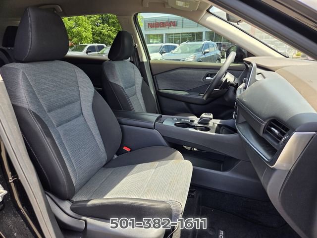 Certified 2023 Nissan Rogue SV FWD image 19