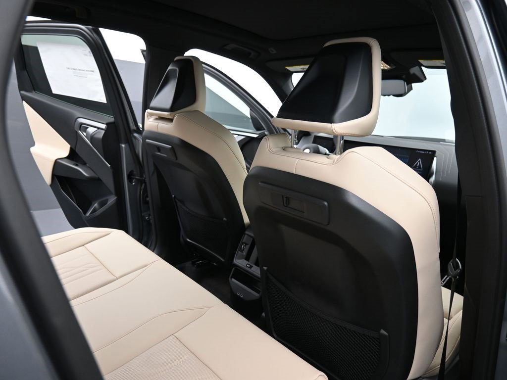 New 2026 BMW X3 xDrive30 w/ Premium Package image 24