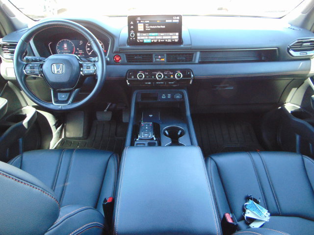 Certified 2024 Honda Pilot TrailSport image 23