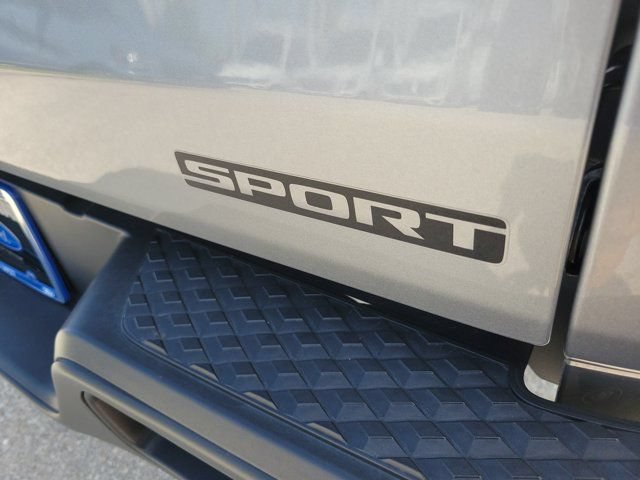 Used 2021 Jeep Gladiator Sport AWD/4WD image 7