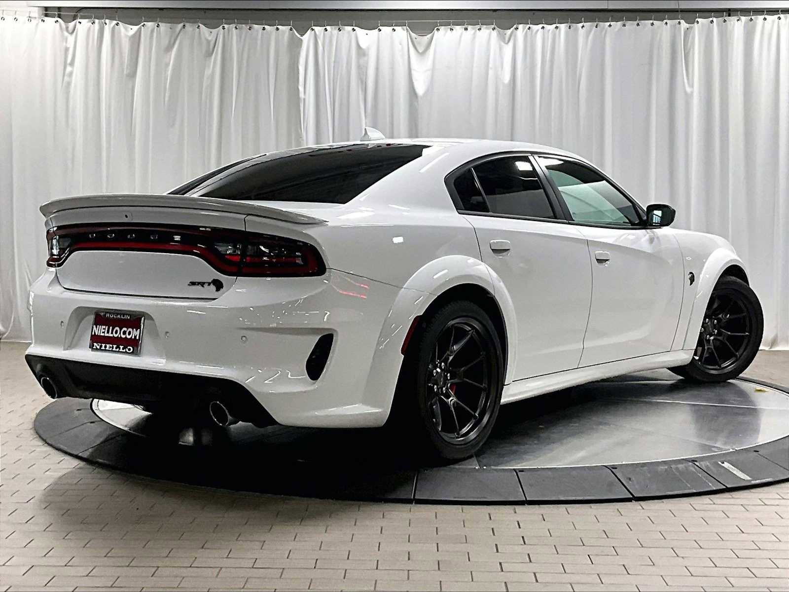 Used 2023 Dodge Charger SRT Hellcat w/ Harman/Kardon Audio Group image 9