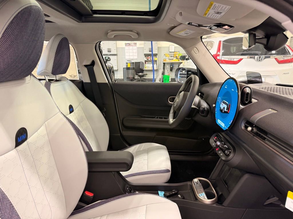 Used 2025 MINI Cooper S image 29