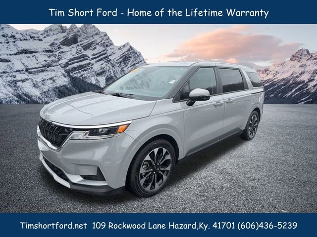 Used 2024 Kia Carnival EX image 1