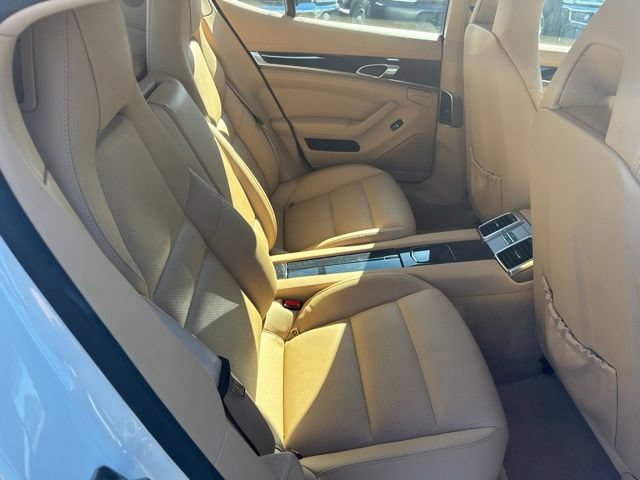 Used 2014 Porsche Panamera S RWD image 9