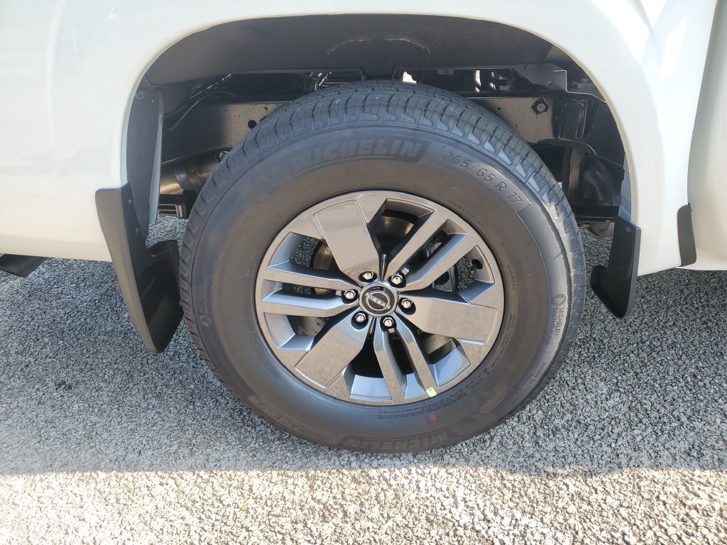 New 2026 Nissan Frontier SV w/ SV Convenience Package RWD image 5