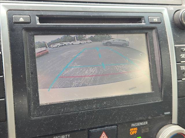 Used 2014 Toyota Camry LE FWD image 11