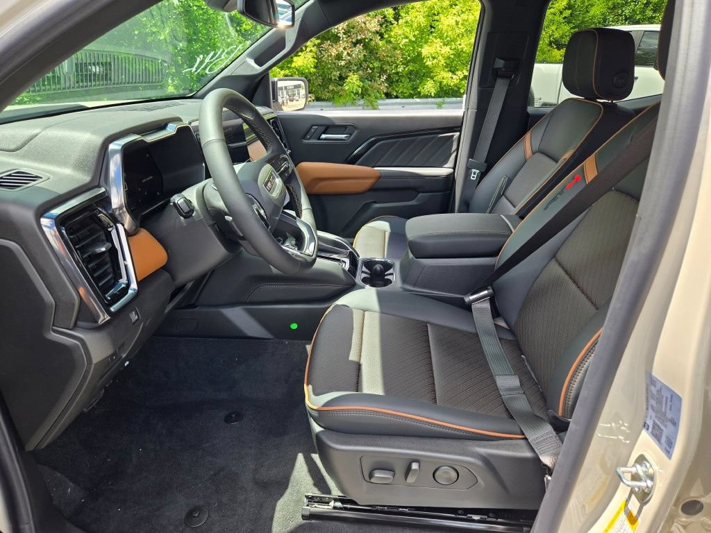 New 2026 GMC Canyon AT4 w/ AT4 Premium Package AWD/4WD image 34