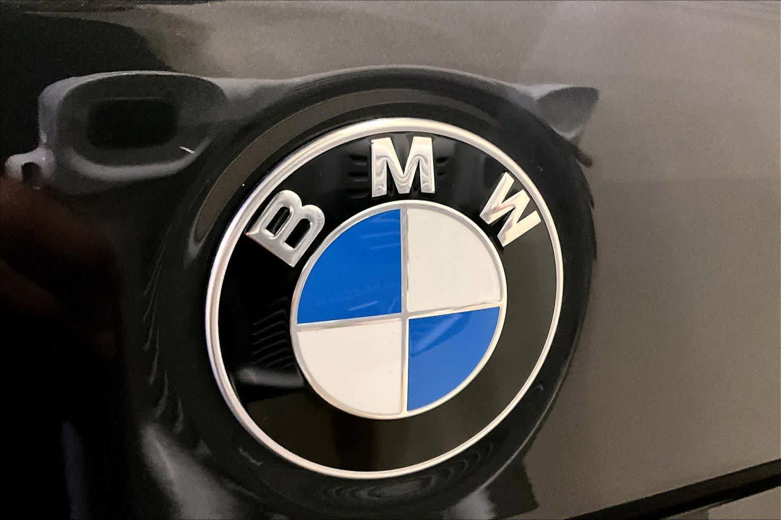 Certified 2023 BMW 530i xDrive w/ Premium Package AWD/4WD image 32