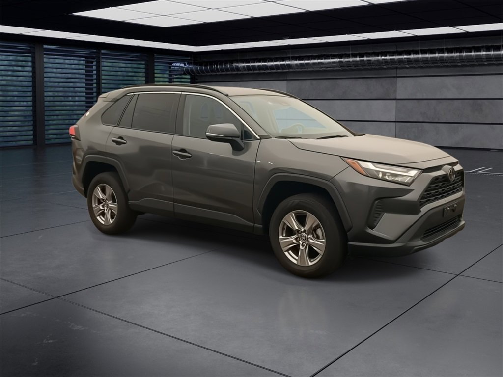 Used 2023 Toyota RAV4 XLE image 2