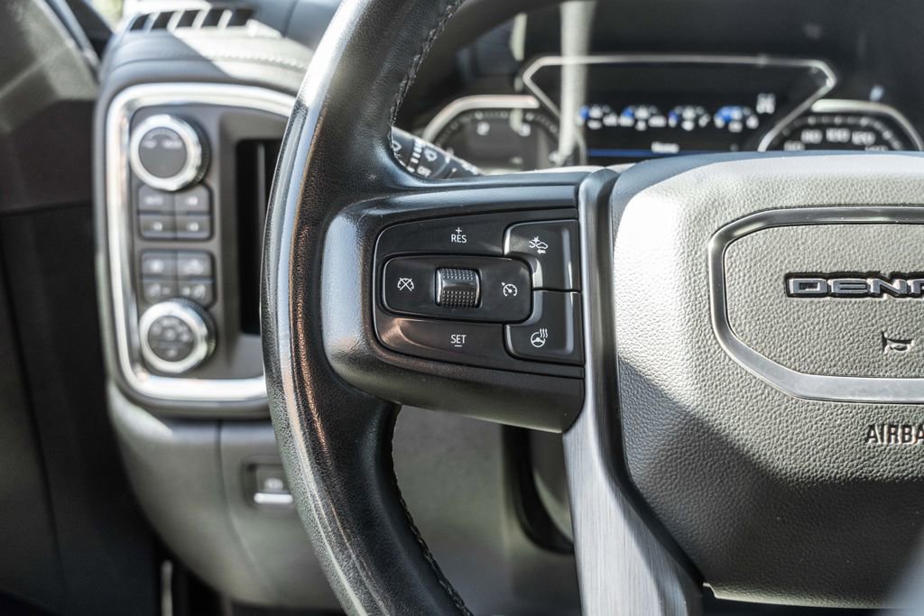 Used 2023 GMC Sierra 3500 Denali w/ Denali Ultimate Package AWD/4WD image 25