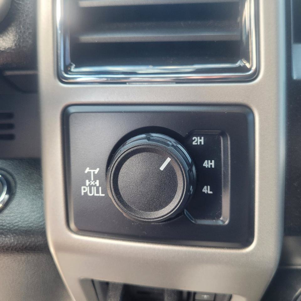 Used 2021 Ford F350 Lariat AWD/4WD image 20