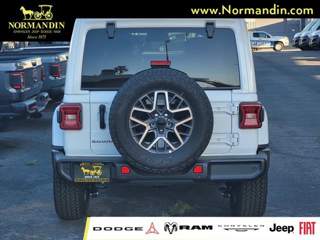 New 2026 Jeep Wrangler Unlimited Sahara AWD/4WD image 5
