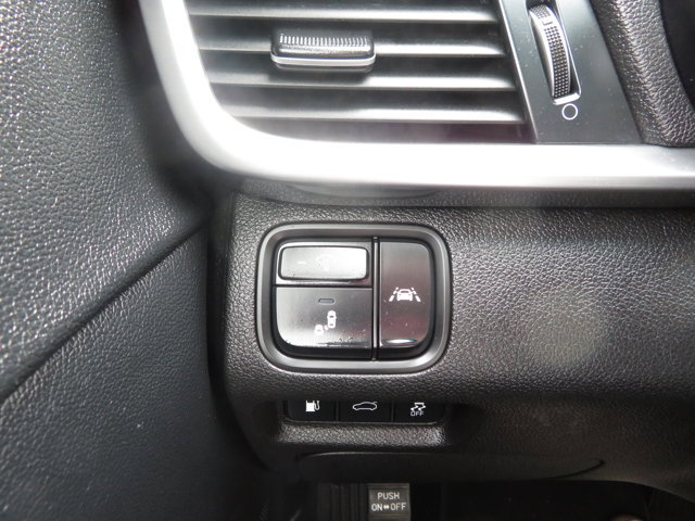 Used 2019 Kia Optima LX image 21