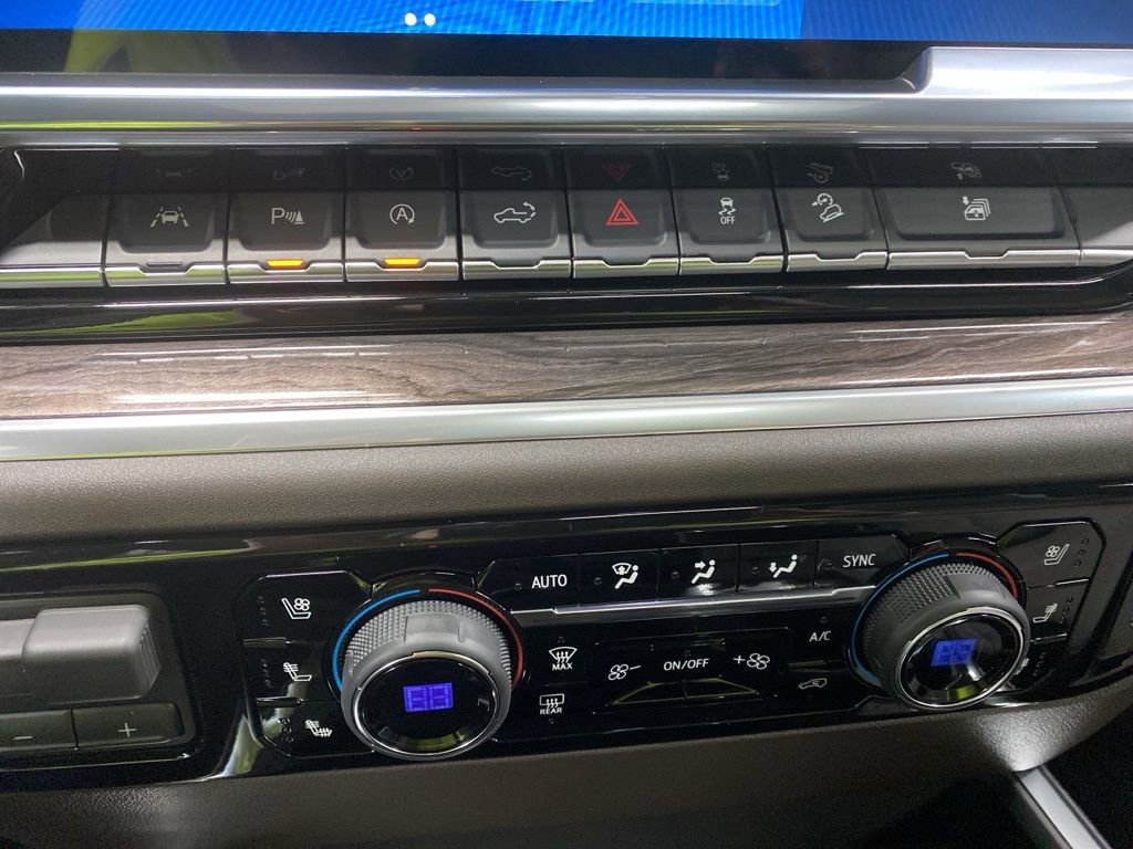 New 2026 Chevrolet Silverado 1500 LTZ w/ LTZ Premium Package image 42