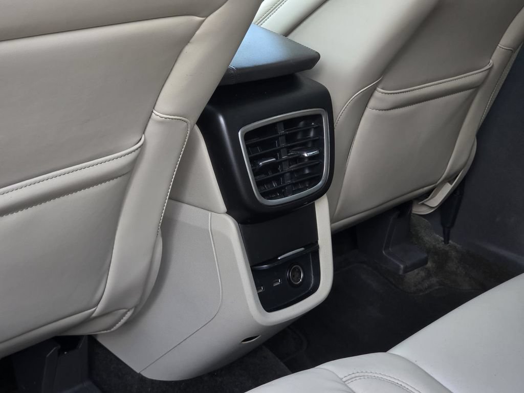 Used 2016 Lincoln MKX Select w/ Select Plus Package FWD image 33