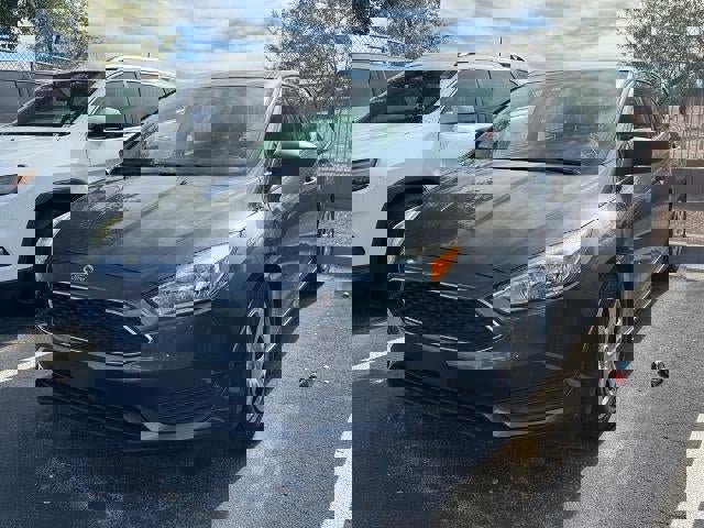Used 2016 Ford Focus S image 1