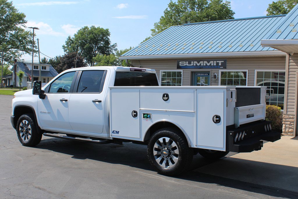 Used 2025 Chevrolet Silverado 2500 Custom w/ Custom Value Package AWD/4WD image 3
