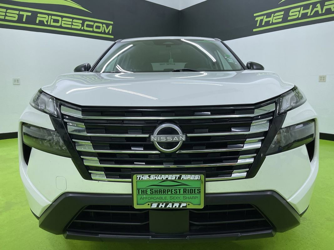 Used 2024 Nissan Rogue S image 3