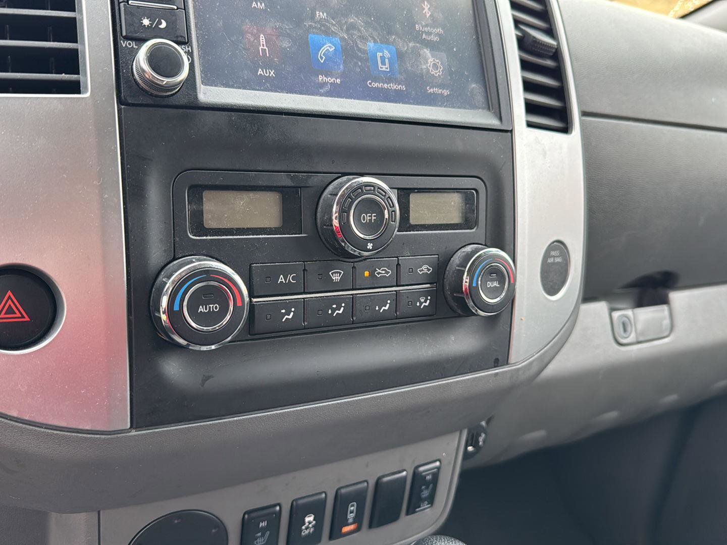 Used 2020 Nissan Frontier SV image 22