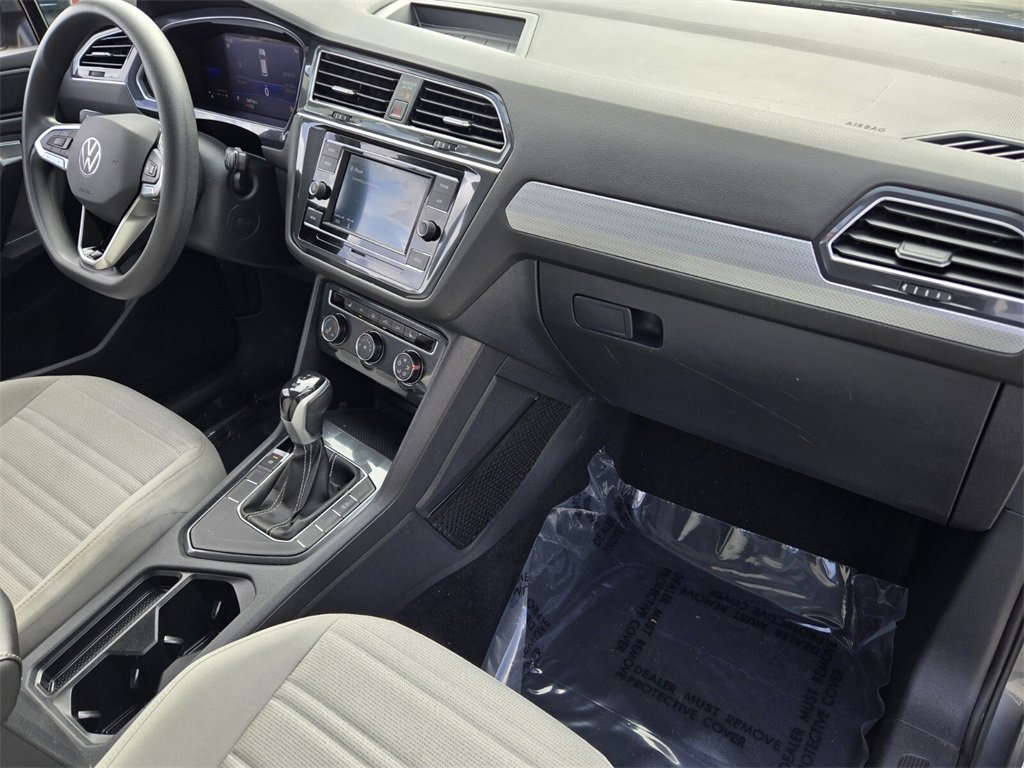 Used 2022 Volkswagen Tiguan S image 20