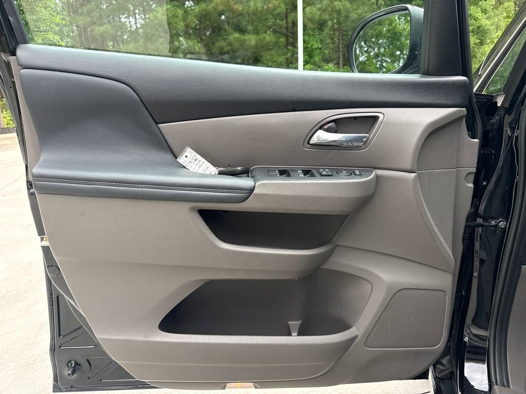 Used 2016 Honda Odyssey EX-L image 13