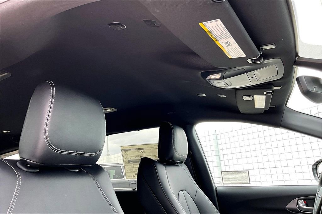 New 2026 Chrysler Pacifica Select FWD image 14