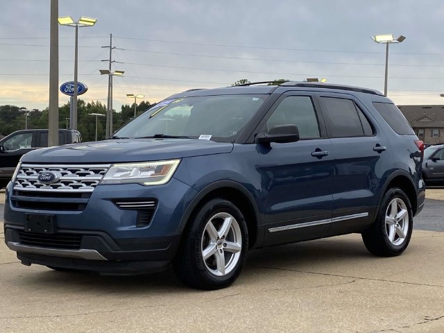 Used 2018 Ford Explorer XLT FWD image 6