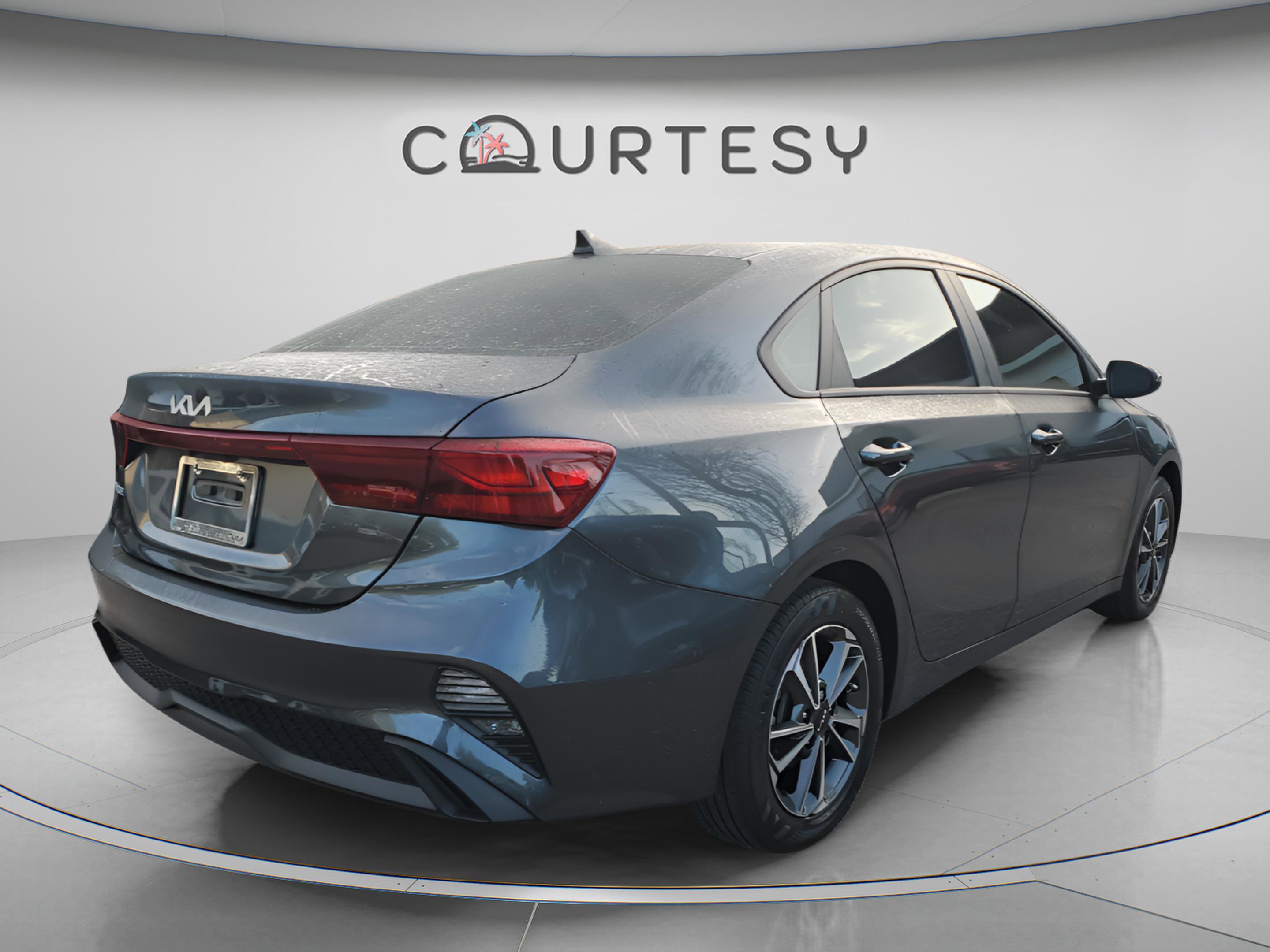 Certified 2023 Kia Forte LXS w/ LXS Technology Package image 3