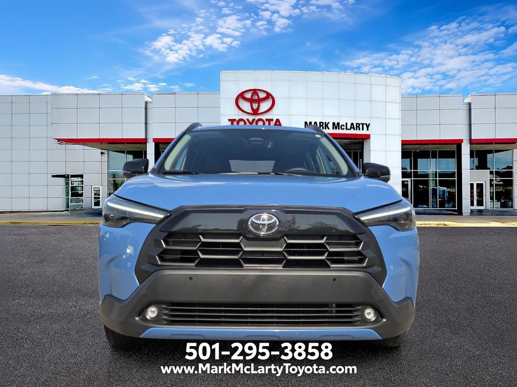 Used 2026 Toyota Corolla Cross XLE FWD image 8