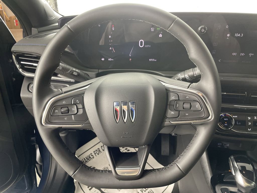 Used 2025 Buick Envista Sport Touring w/ Convenience II Package image 11