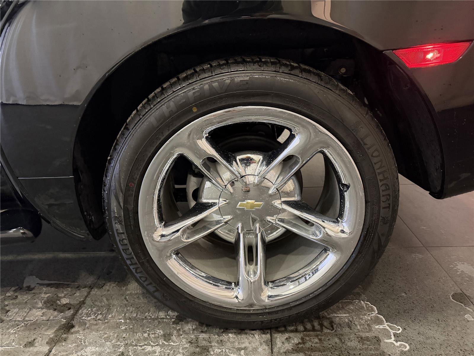 Used 2006 Chevrolet SSR w/ Preferred Equipment Group image 11