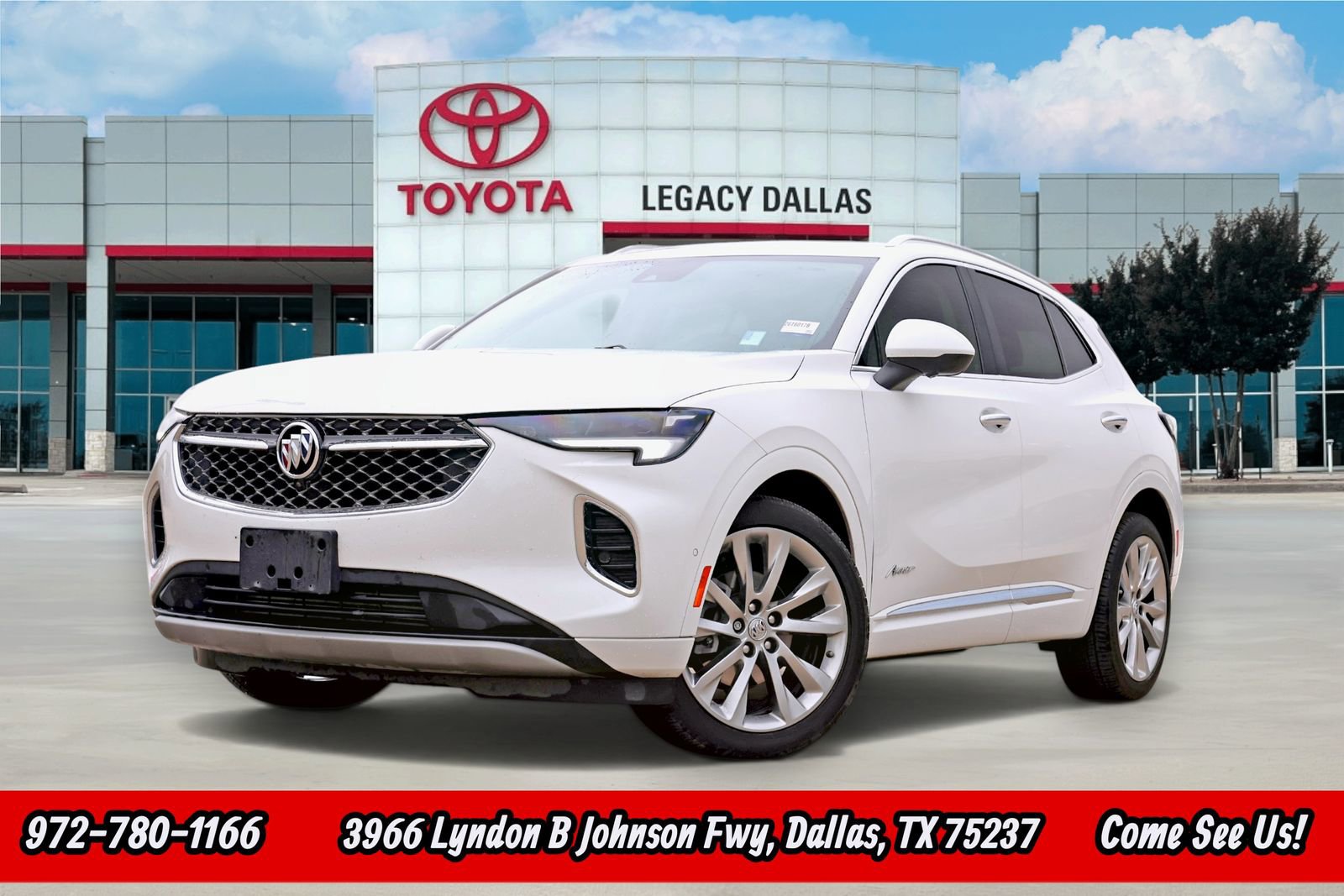 Used 2022 Buick Envision Avenir w/ Technology Package II image 1