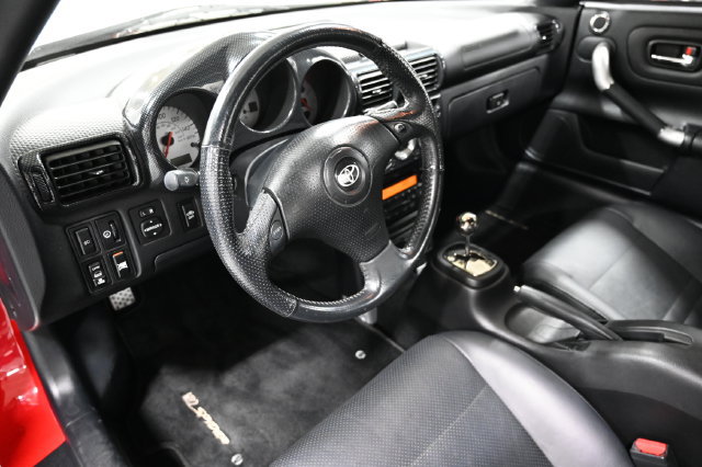 Used 2003 Toyota MR2 RWD image 23