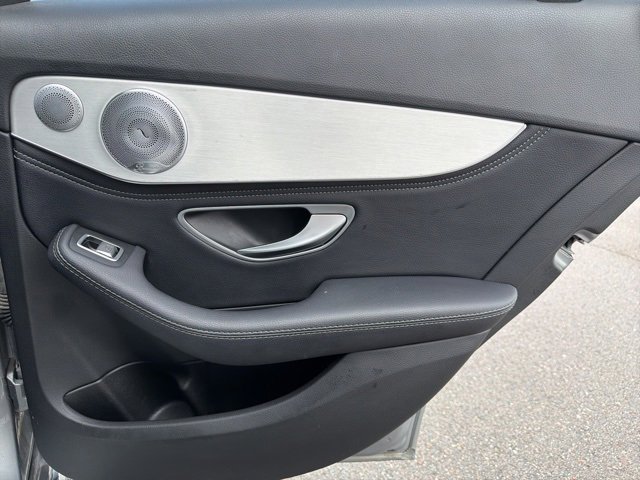 Used 2016 Mercedes-Benz C 300 4MATIC Sedan image 11